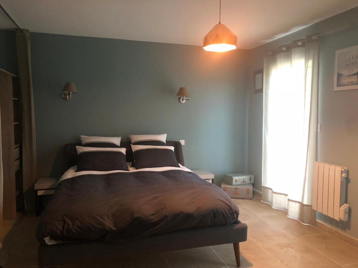 Bed and Breakfast Cosy Wood House Laubressel Exterior foto