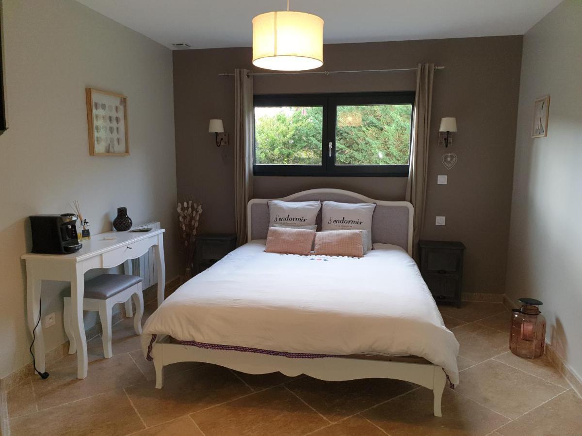 Bed and Breakfast Cosy Wood House Laubressel Exterior foto